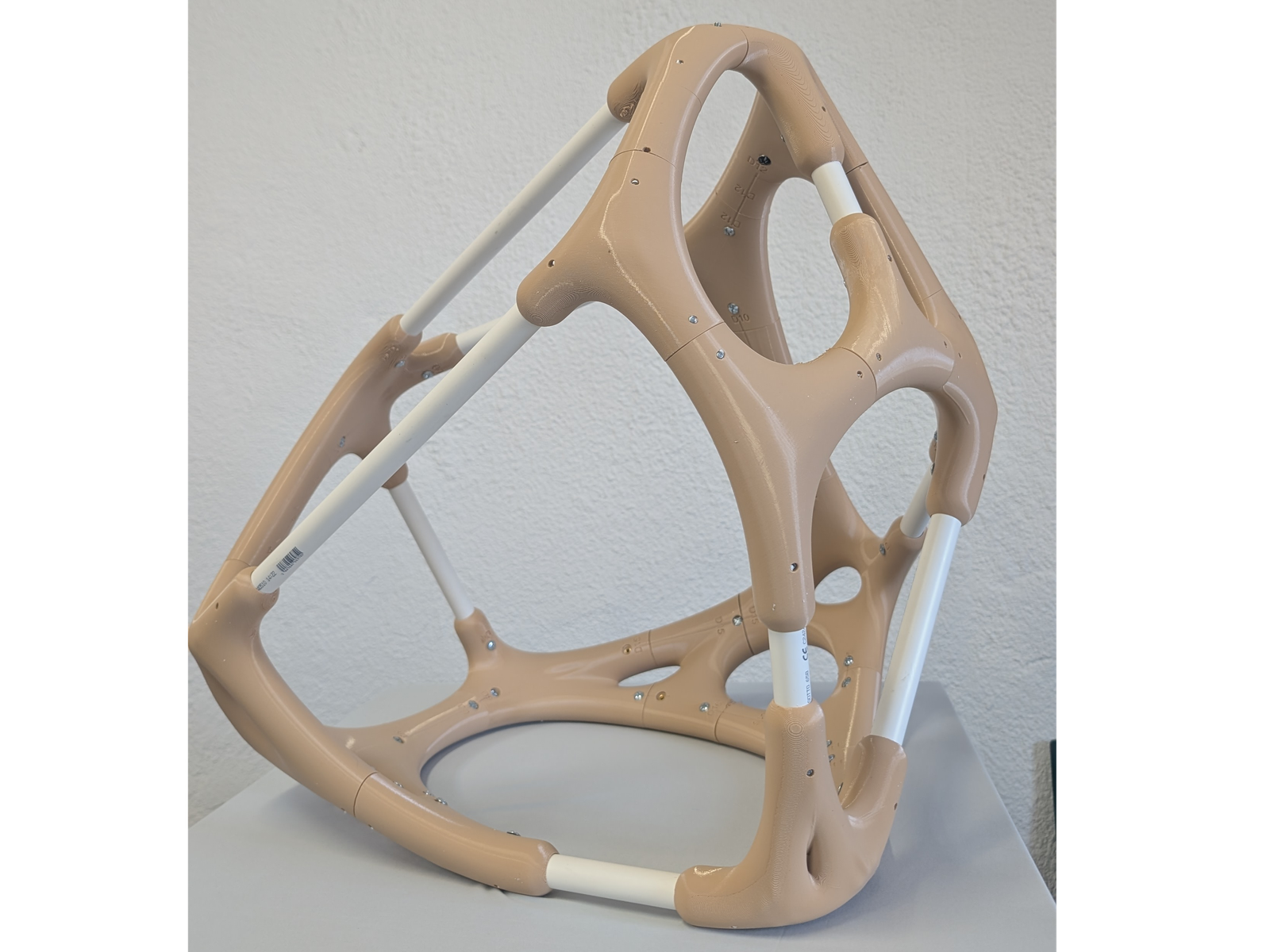 Dispositifs scéniques — Starting with the Limbs, cie L'Autre Maison — Pxl 20250615 162211608