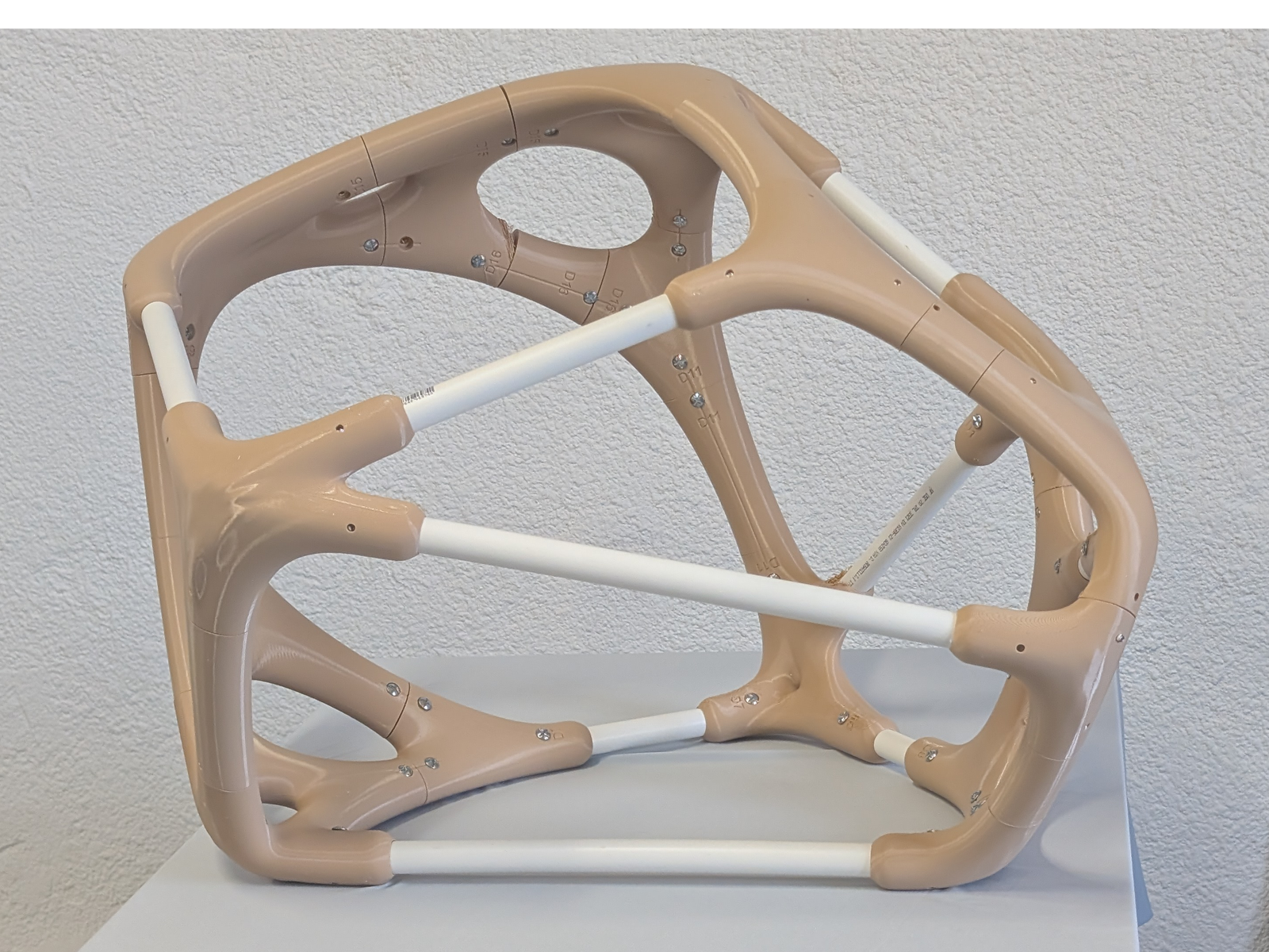 Dispositifs scéniques — Starting with the Limbs, cie L'Autre Maison — Pxl 20250615 162300172