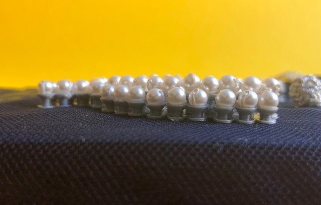 Thalassic Kaftan — Rangée de perles imprimée d'un seul trait